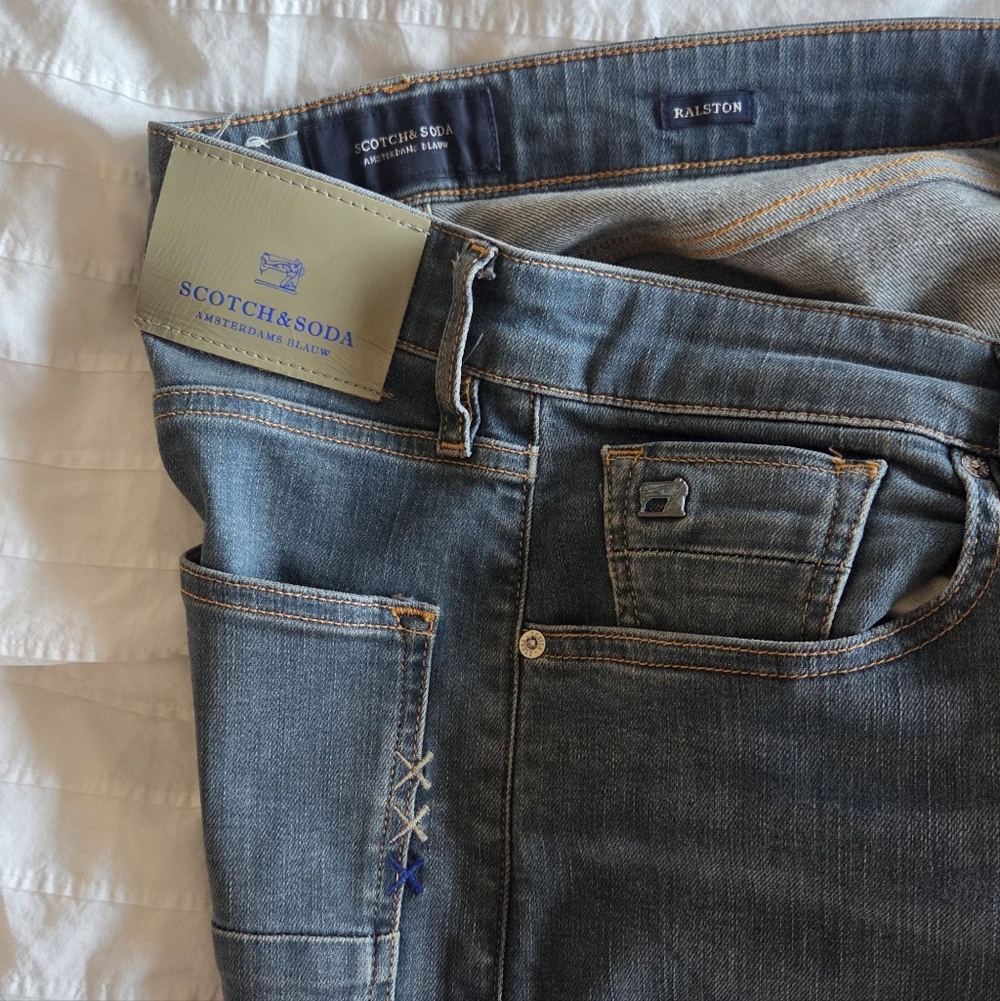 Scotch & Soda Men’s Indigo Relaxed Jeans with Contrast Stitching 32x32